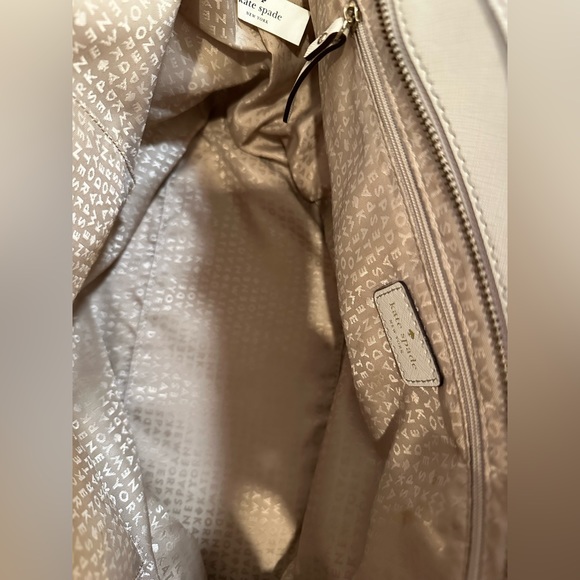 Kate Spade. Nude tote with dust bag. - Picture 2 of 4